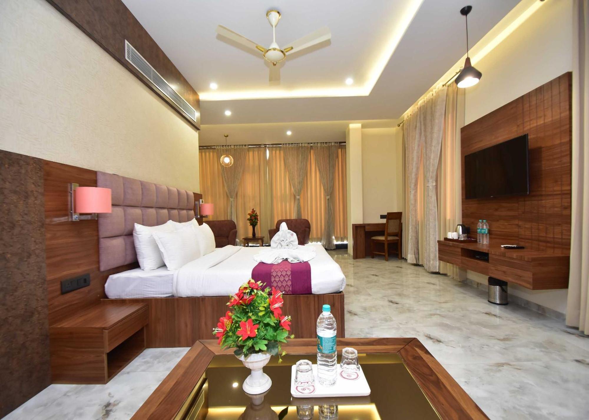 Hotel Shyamleela Khātu Exterior foto