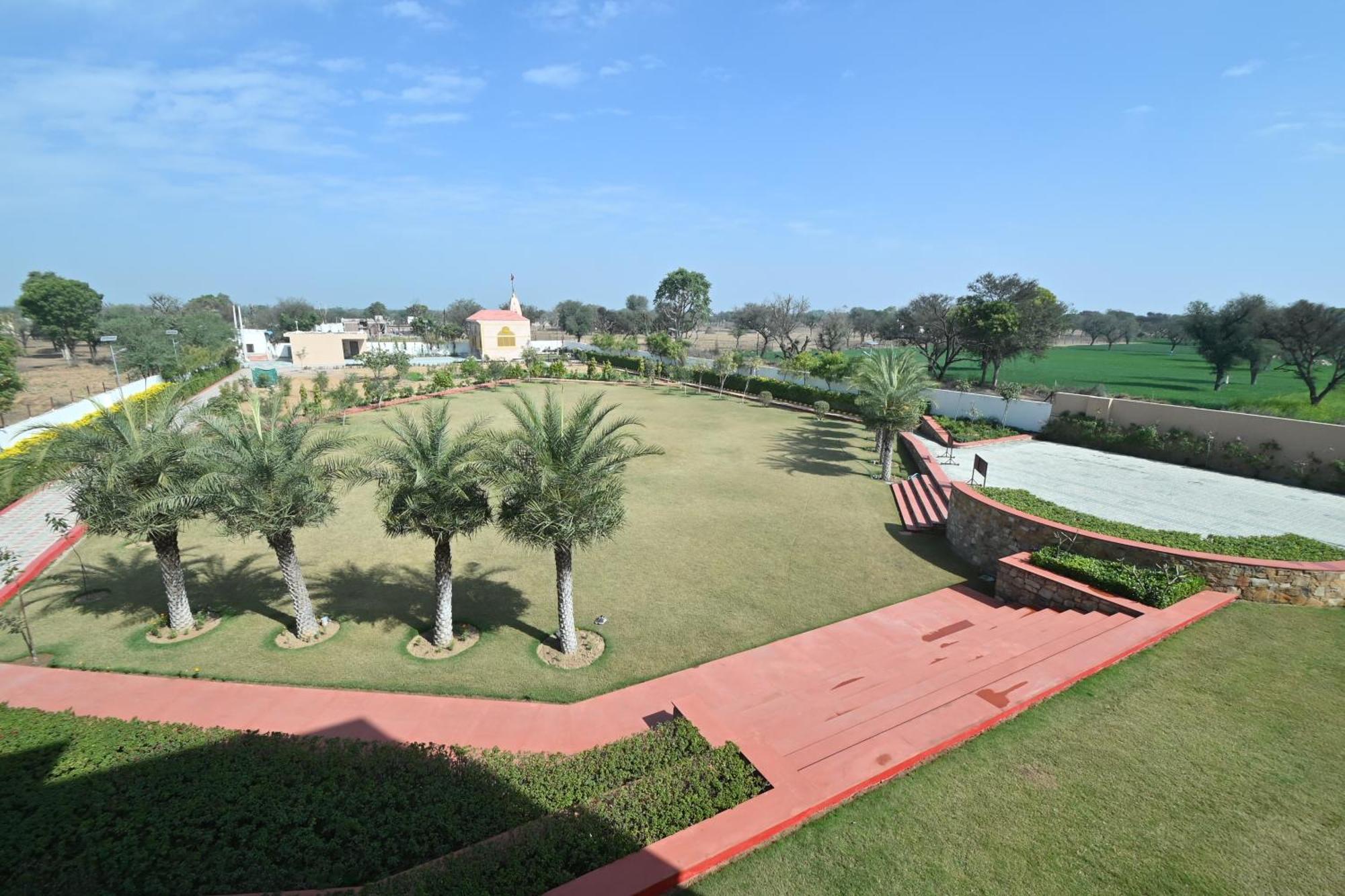 Hotel Shyamleela Khātu Exterior foto